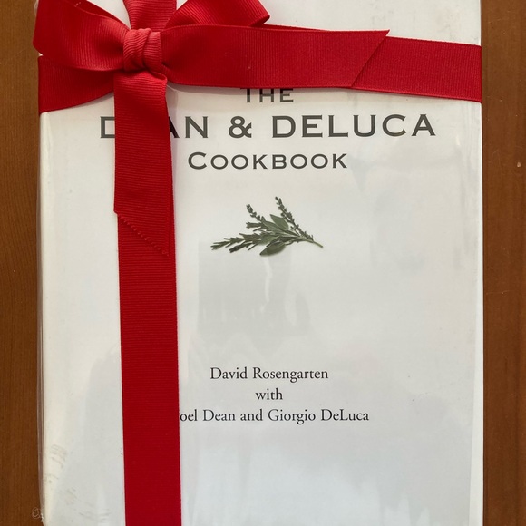 The Dean & Deluca Cookbook - Picture 1 of 2